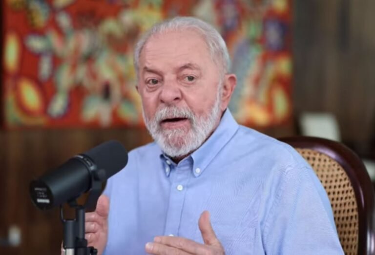 Lula reafirma isenção do Imposto de Renda em 2024 para indivíduos com renda até dois salários mínimos