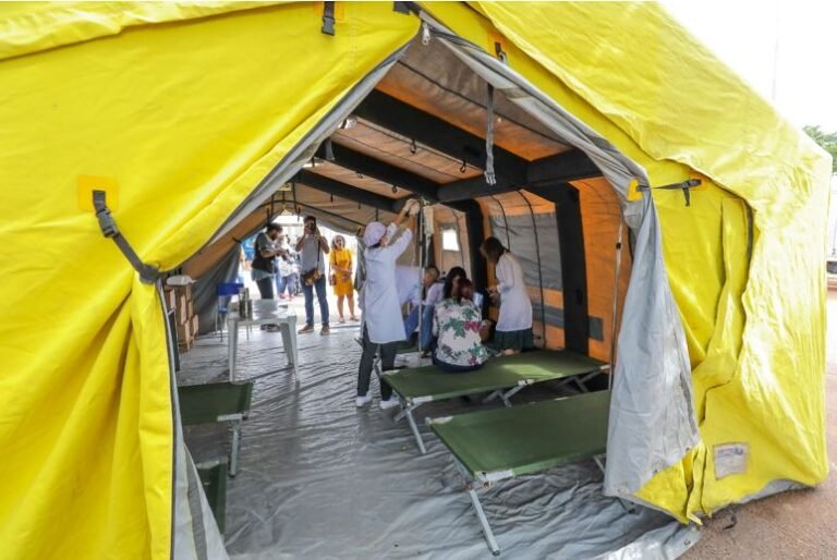 Em um mês, as tendas de atendimento no Distrito Federal prestaram assistência a mais de 37 mil pessoas com dengue