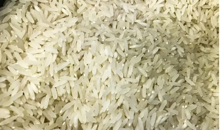 Procon acompanha variação de preço do arroz branco no DF