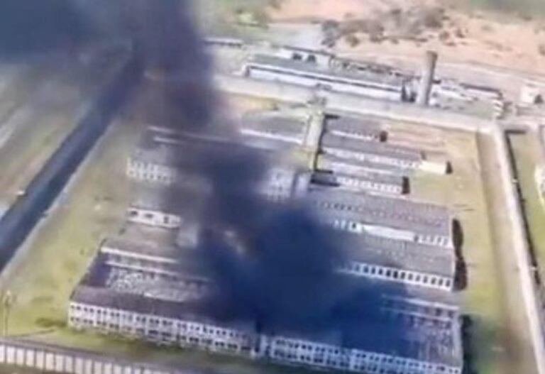 Presos fazem rebelião e causam incêndio em penitenciária de Franco da Rocha (SP)