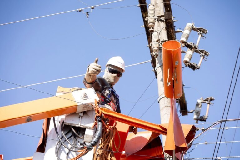 Carnaval em segurança: Equatorial Goiás dá 10 dicas para cuidados com eletricidade durante folia