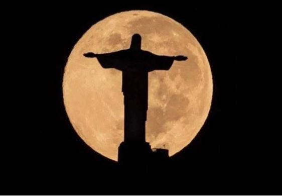 Cristo Redentor é reaberto após interdição do Procon