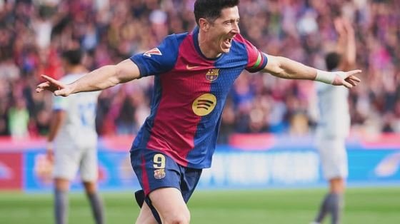 Lewandowski está a um gol de superar recorde de Cristiano Ronaldo na Liga dos Campeões