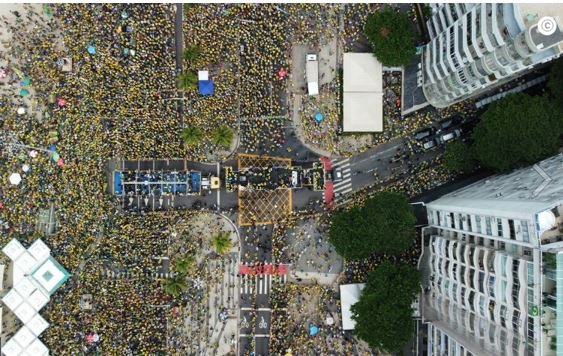 Ato por anistia com Bolsonaro e governadores reúne manifestantes no Rio