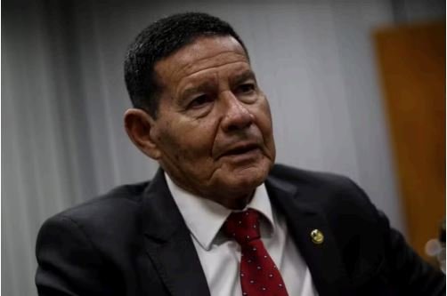 Hamilton Mourão já tem estratégia para sabatina de apadrinhada de Janja ao Tribunal Militar