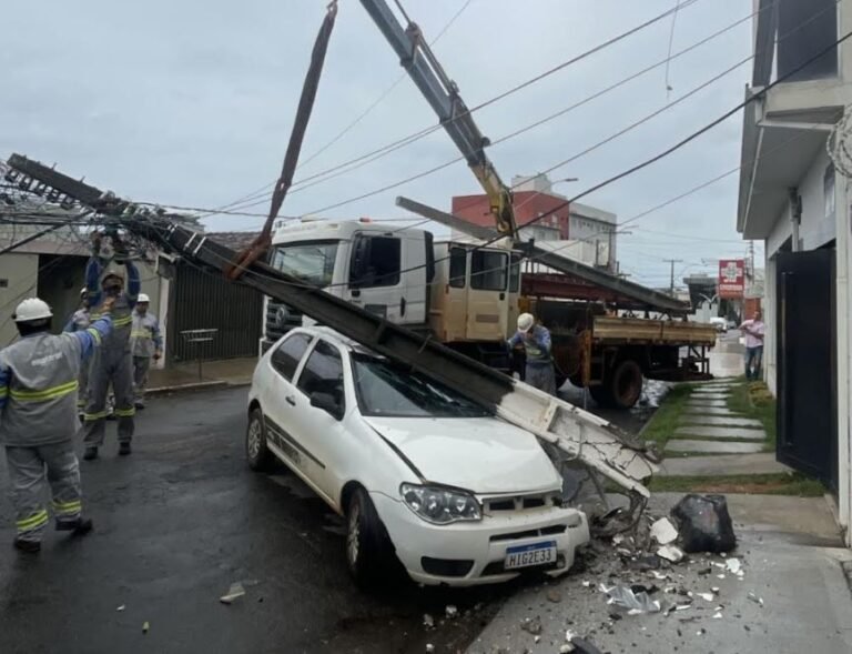 10 postes são derrubados por dia em Goiás