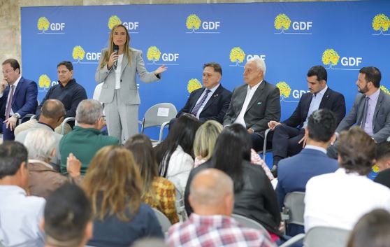 GDF alcança marca de 500 escrituras entregues para instituições religiosas e associações