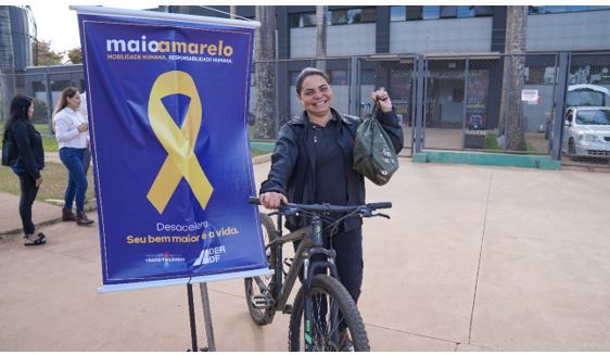 Segurança para ciclistas é tema de ação do Maio Amarelo