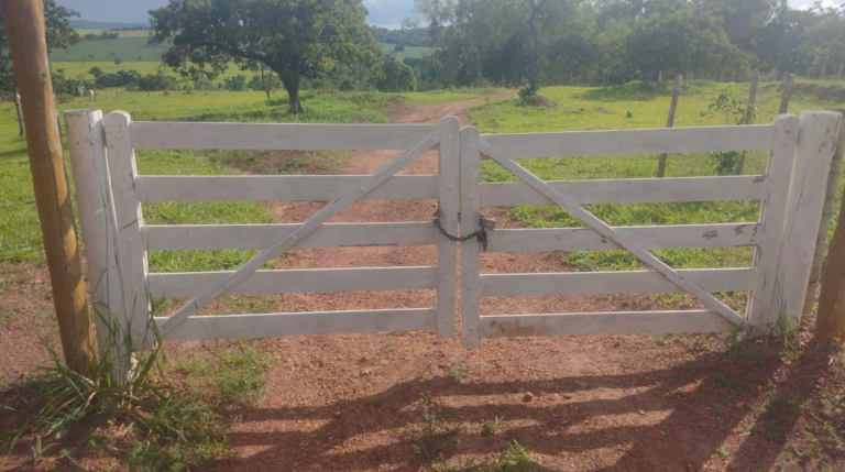 Acesso facilitado: Equatorial Goiás implementa cadeados numéricos em porteiras da zona rural