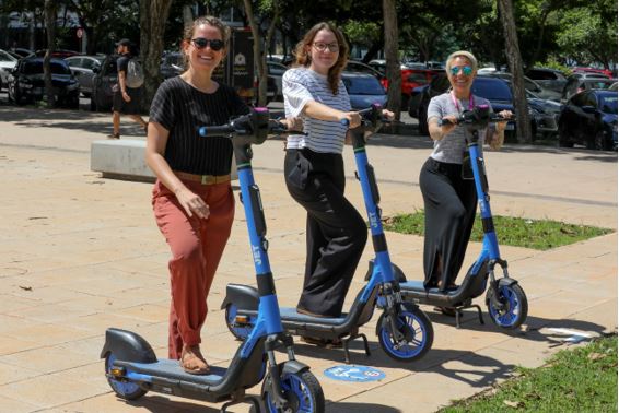 Empresas são credenciadas para atuar no serviço de patinetes compartilhados no DF
