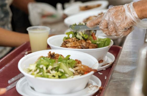 População em situação de rua tem mais acesso à alimentação e atenção em saúde no DF