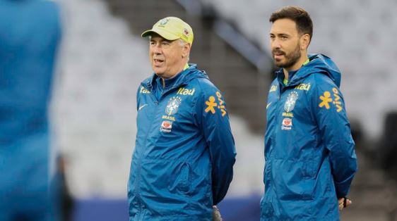 Botafogo mira filho de Carlo Ancelotti para o lugar do demitido Renato Paiva