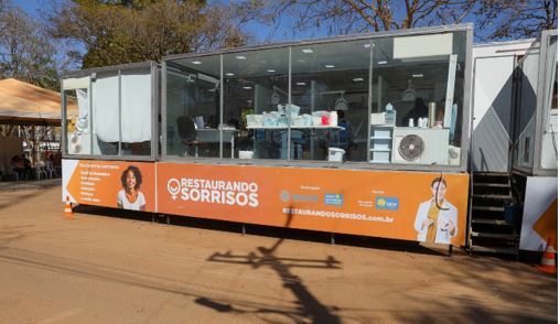 Mulheres em situação de vulnerabilidade social recebem atendimento odontológico gratuito em Planaltina