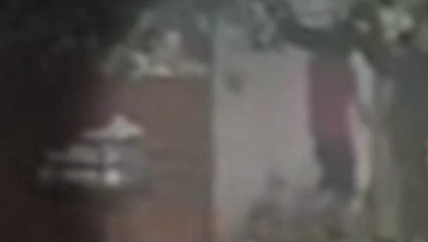 ‘Vai ser minha’: mulher esfaqueia homem que invadiu casa dela, em Rio Verde
