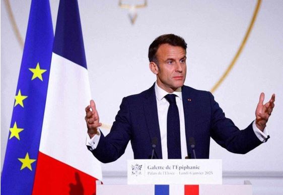 Macron chama Putin de 'predador' e 'ogro'