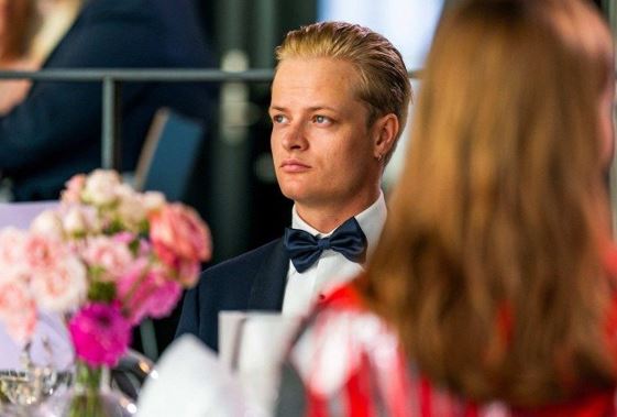 Filho de princesa da Noruega é acusado por 32 crimes, sendo quatro estupros
