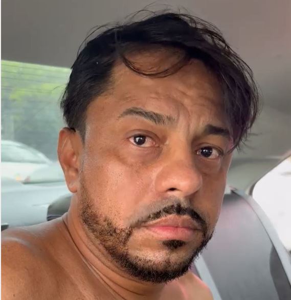 Ederson Xavier de Lima, conhecido como Boré, estava com mandado de prisão em aberto e tem passagens criminais por tráfico de drogas, receptação, extorsão e organização criminosa