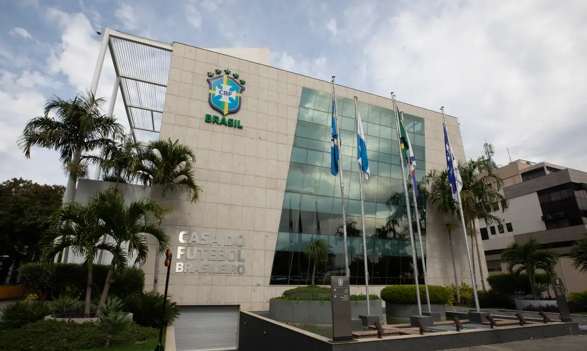 CBF aprova novas regras de arbitragem em competições nacionais