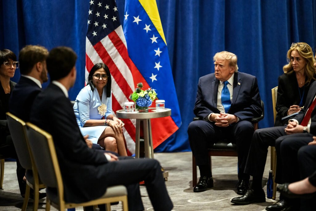 Trump se encontra com ditadora da Venezuela pela primeira vez