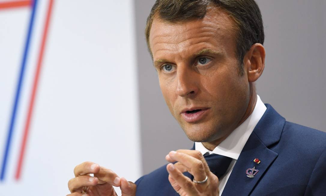 Macron admite ‘falhas’ e pede ação dura contra ‘vândalos’