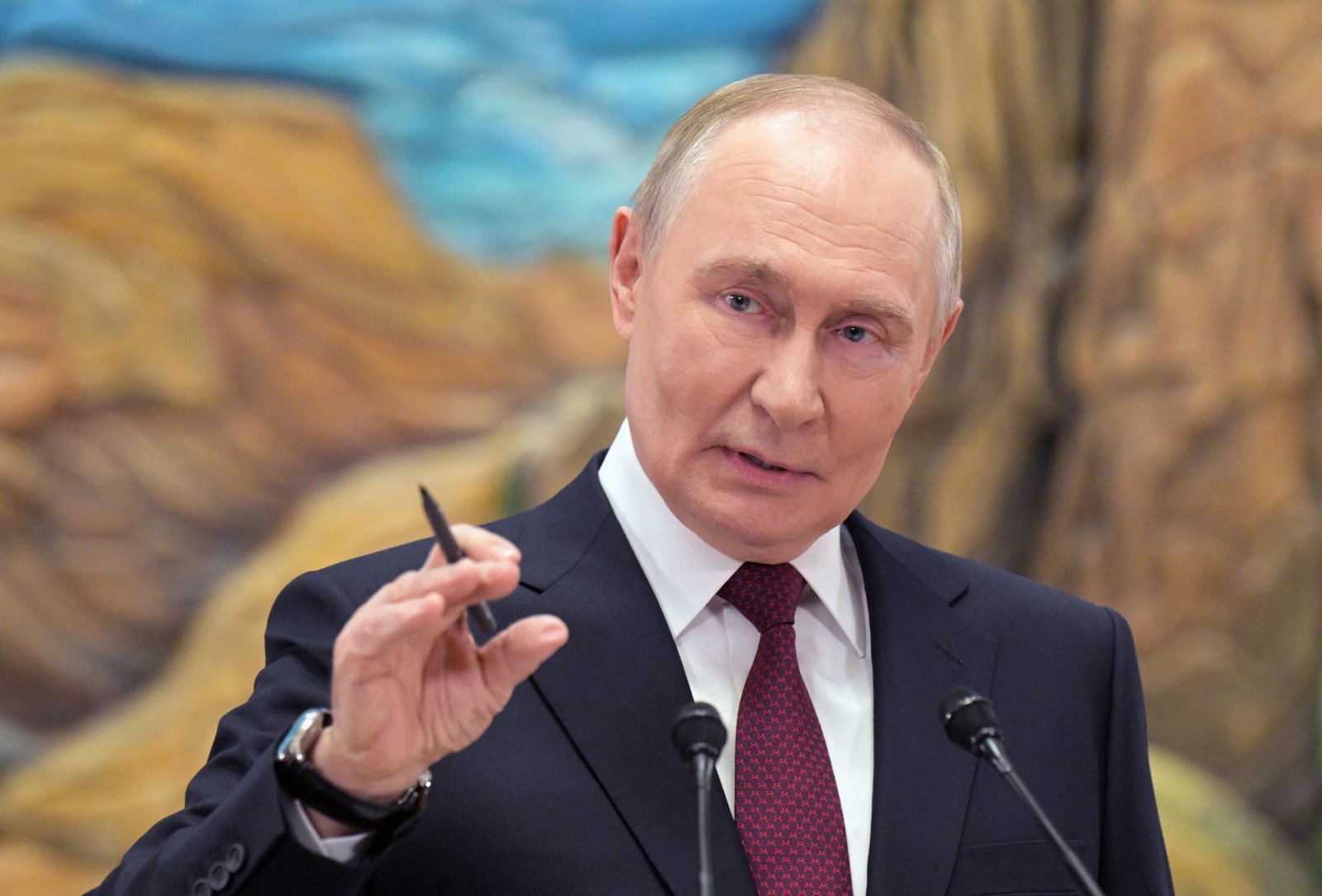 Putin afirma que Rússia está aberta para cooperação global no setor de gás