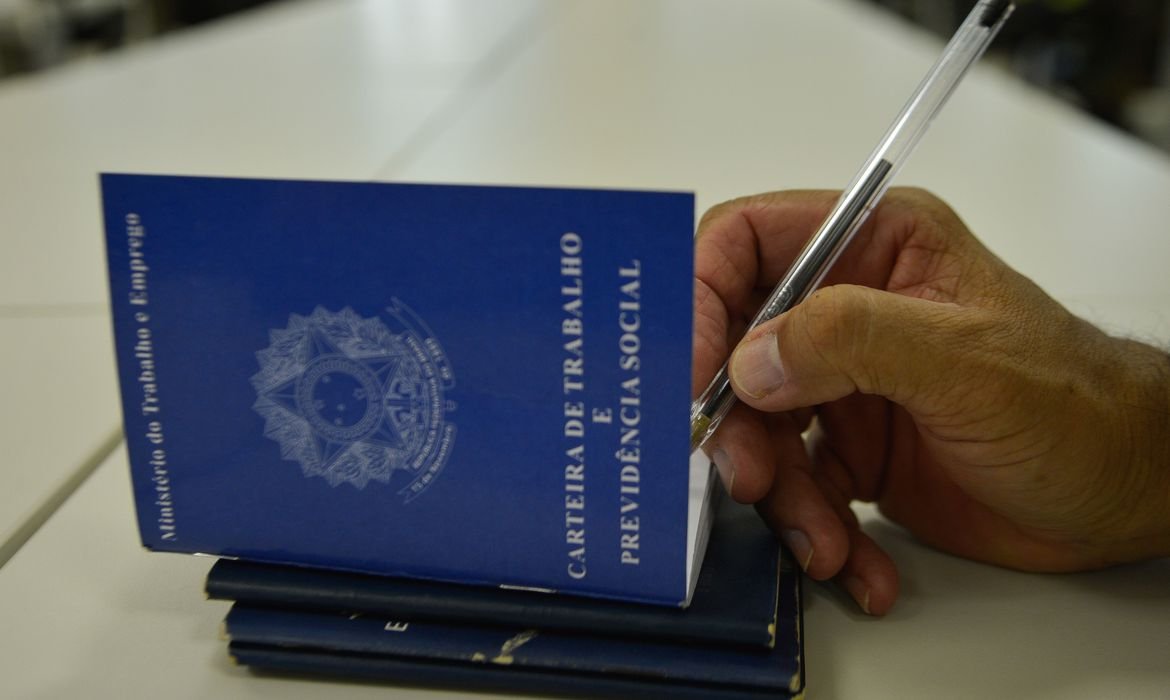 Agências do trabalhador do DF oferecem 1.781 vagas nesta quarta-feira