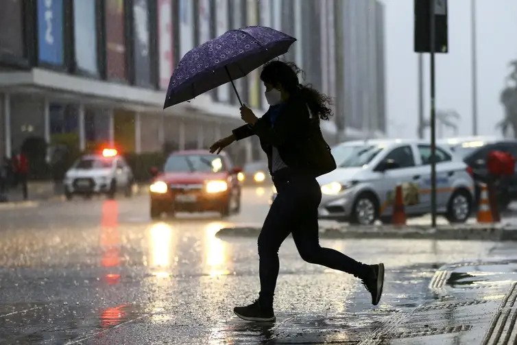 Cidade de São Paulo terá mais chuvas nesta sexta-feira