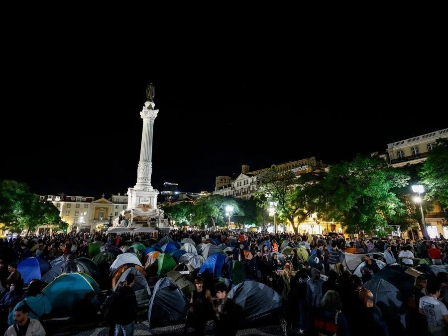 Protestos contra crise da moradia continuam em Portugal