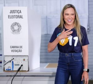 “Vamos pegar esses criminosos”, diz Celina sobre panfleto encontrado no Cruzeiro