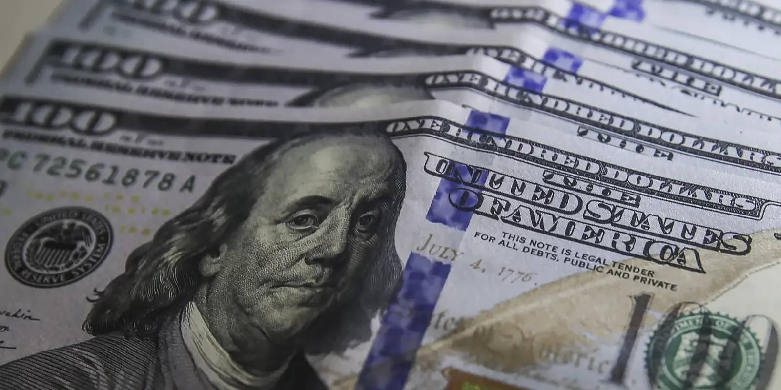 Dólar fecha em alta a R$ 5,38 e Ibovespa recua pelo quarto dia consecutivo
