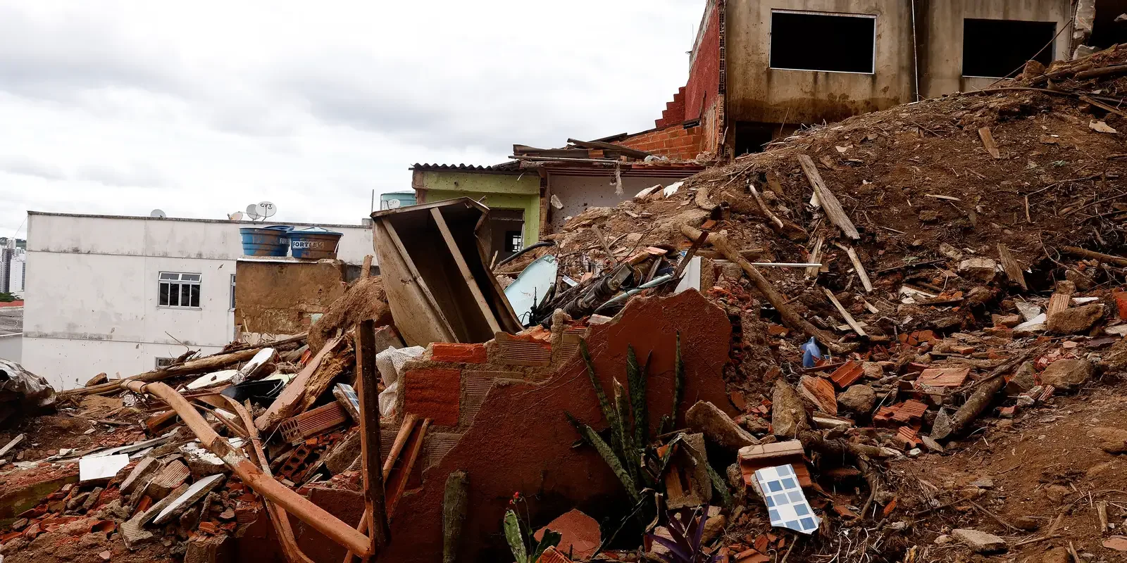 Governo federal alerta para golpe envolvendo falso Auxílio Reconstrução
