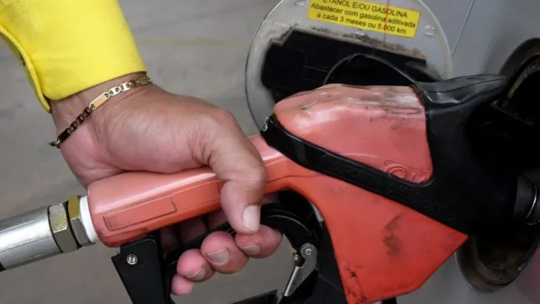 ICMS sobre gasolina e diesel terá novo aumento em fevereiro de 2027
