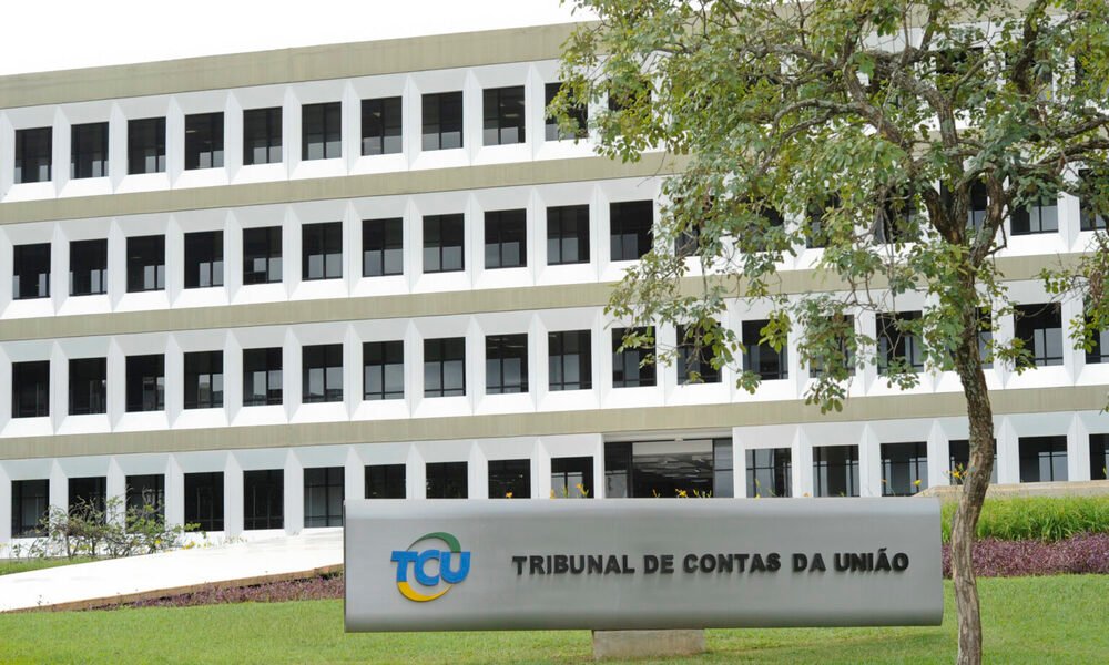 TCU informa alíquota da CBS em 11,3% para 2027 e redutor de 44,2% nas compras públicas